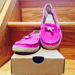 UGG Australia K Ariana Slip On Shoes Size 4